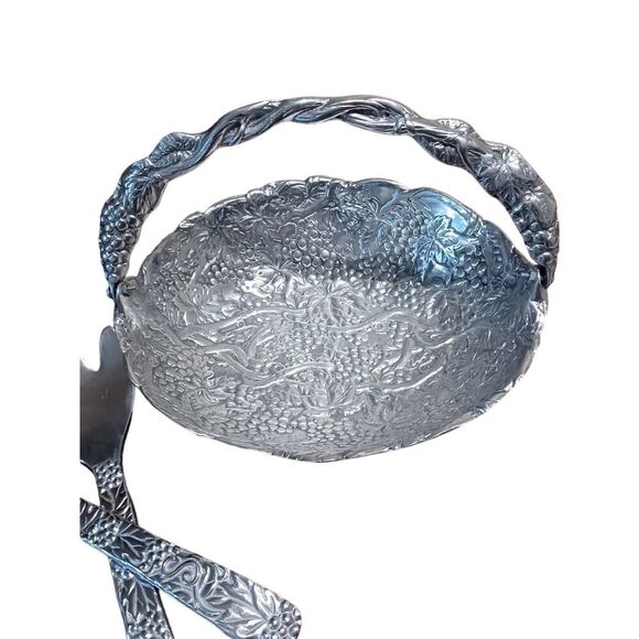 Polished Pewter 12" 3D Grape Vine Basket With Handle and Serving Fork And Spoon - Picture 2 of 9